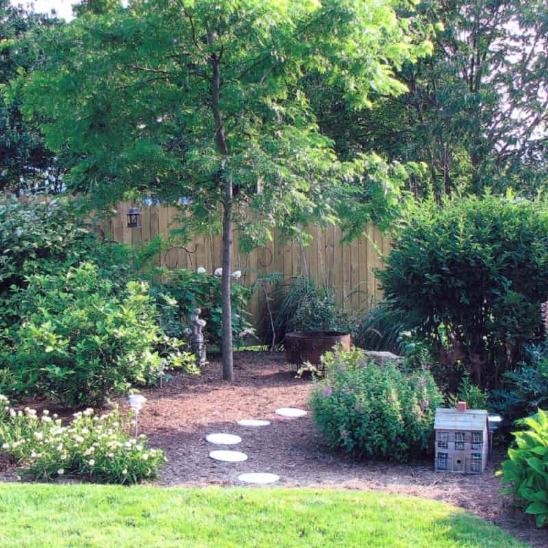 25 Garden Design Ideas on a Budget - Pond Informer