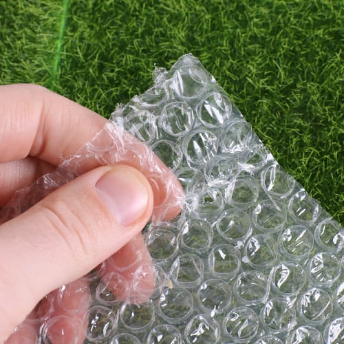 Bubble wrap in hand